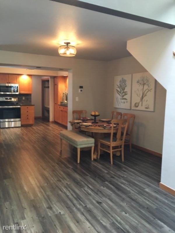 1032 Sailors Reef - Photo 3 of 10