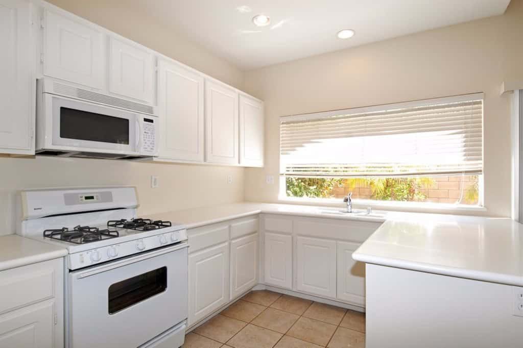 1733 Messina Dr - Photo 3 of 18