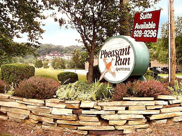 Pheasant Run Apartments - Photo 3 of 8