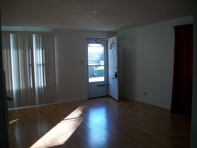 8819 Kolin #8819 - Photo 2 of 6