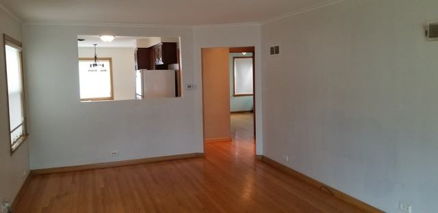6341 Karlov - Photo 3 of 24