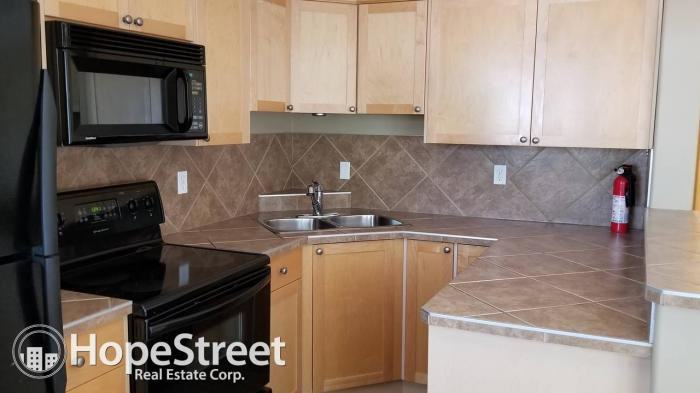 823 5 St Ne - Photo 2 of 16