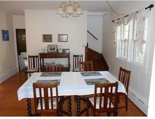 32 Pearl St - Photo 3 of 5