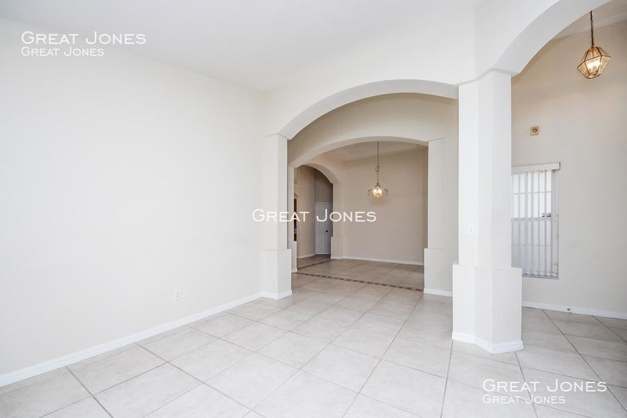 524 Canary Island Ct - Photo 3 of 15