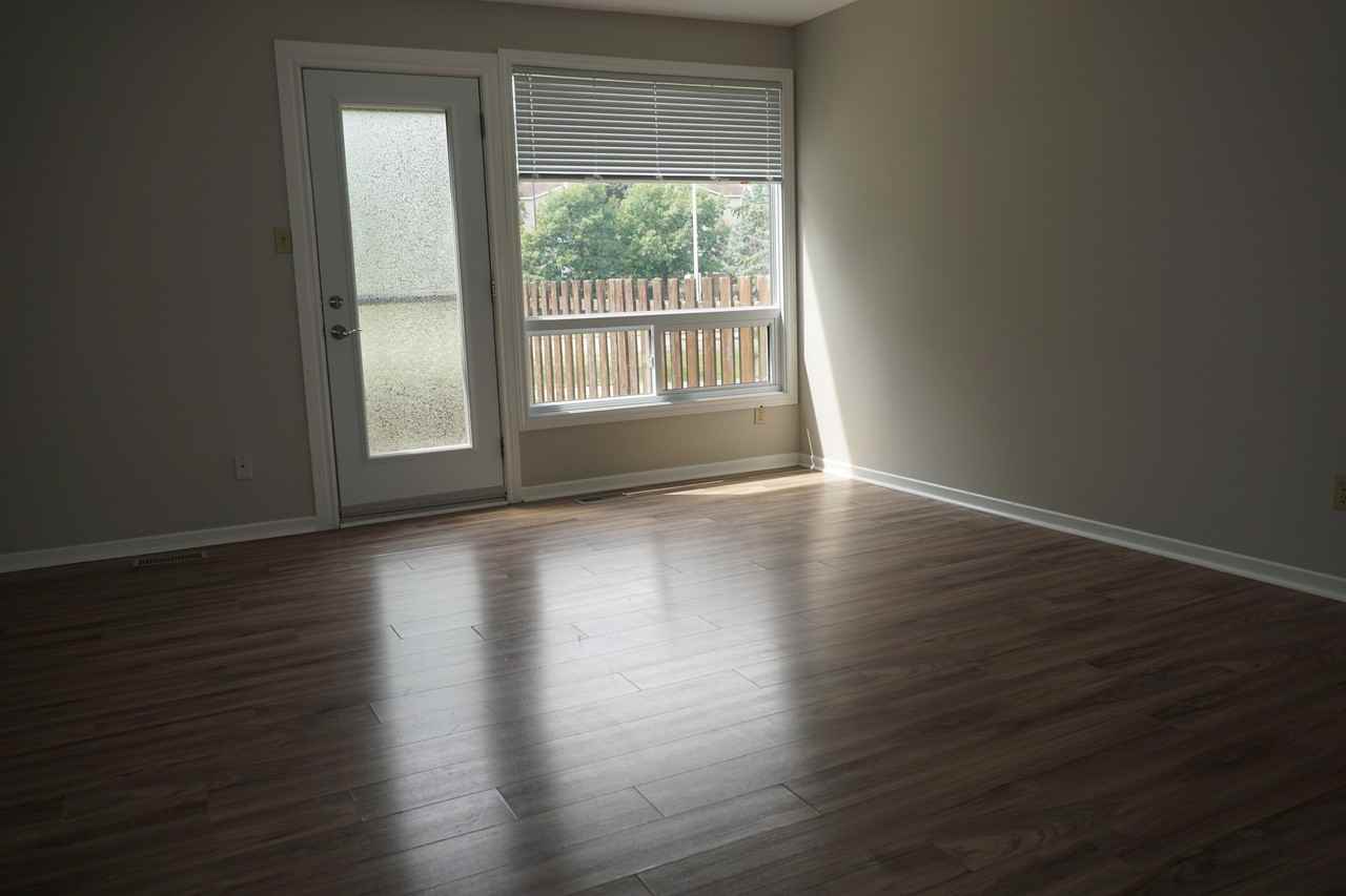 100 McClintock Way - Photo 2 of 16