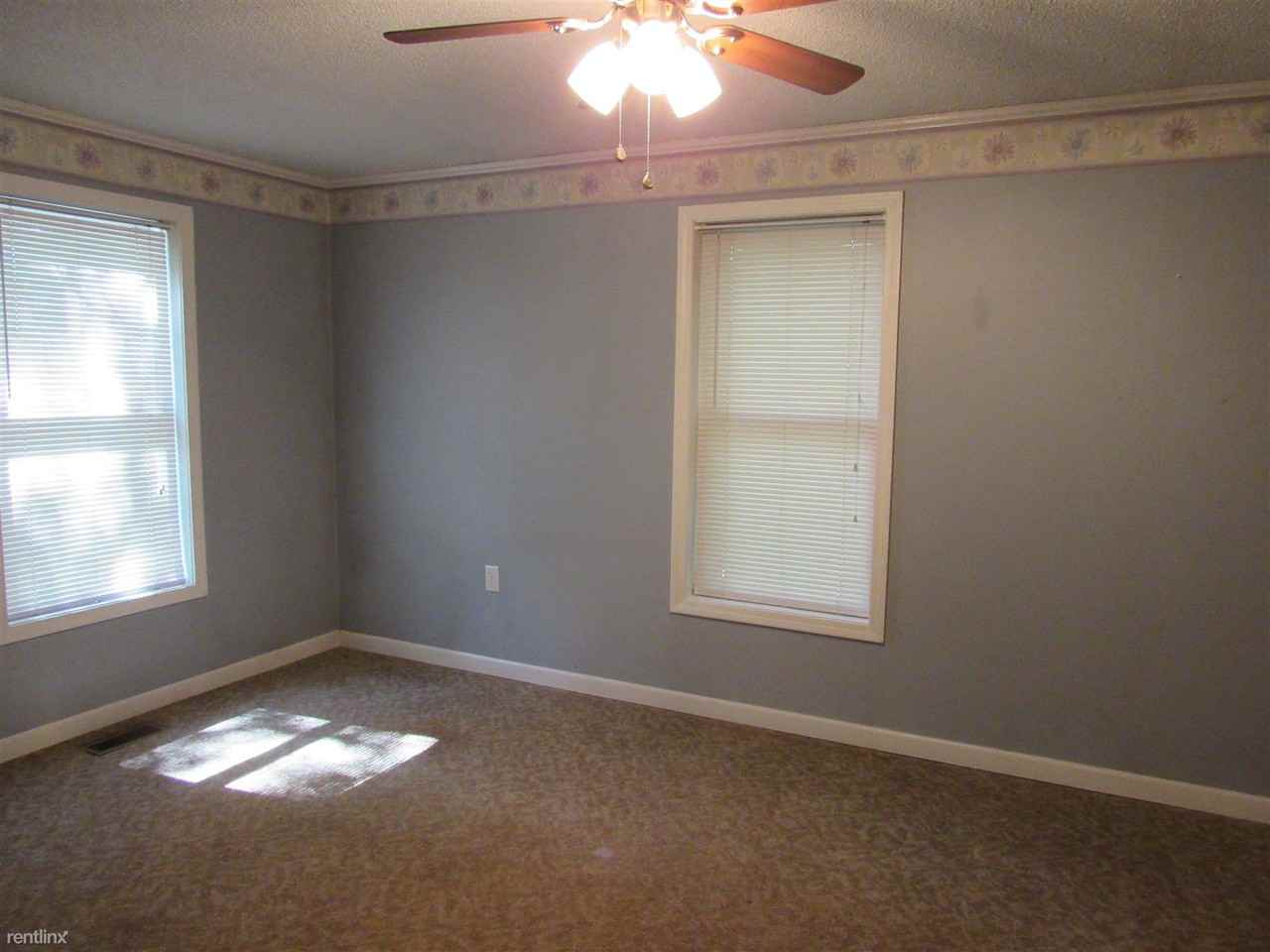 11700 Spring Arbor Rd - Photo 3 of 18