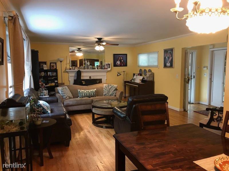 117 Ivy Ln - Photo 3 of 10