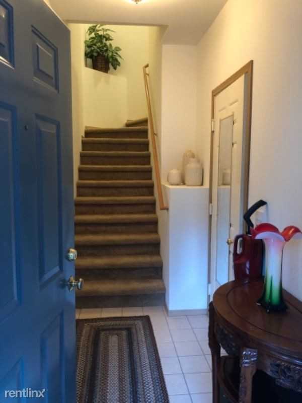 22104 41st Ave S 303 - Photo 3 of 15