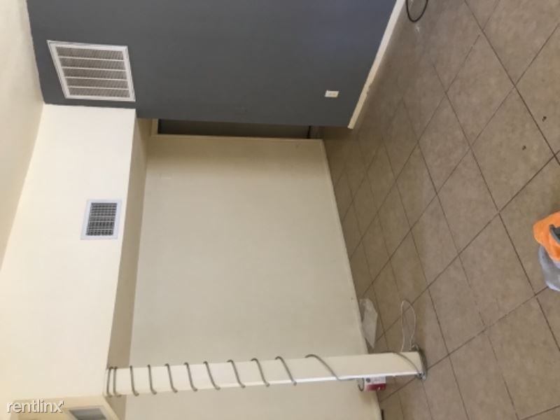 860 W Rosewood Dr - Photo 3 of 21