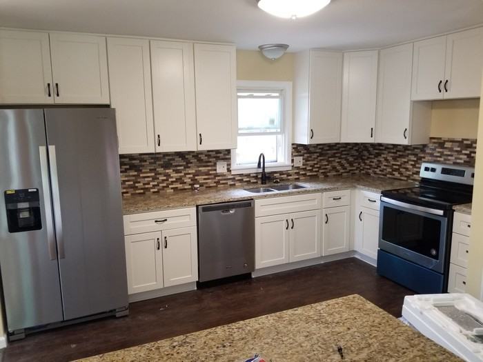 9514 Glenwood Street - Photo 2 of 11