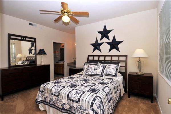 Charleston Pines Apartments - Photo 3 of 3