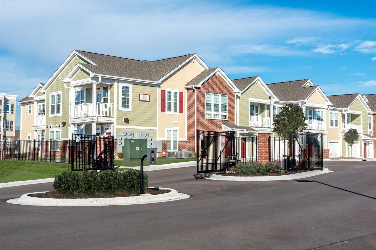 Springs At Apple Valley - Photo 2 of 19