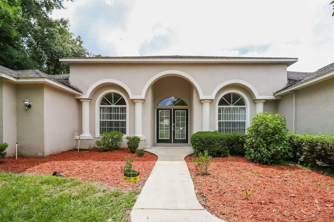 18601 Autumn Lake Blvd - Photo 2 of 22