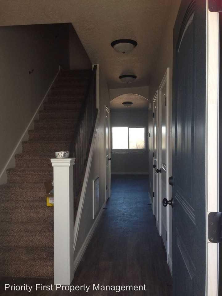 Red Fox Lane - Photo 3 of 18