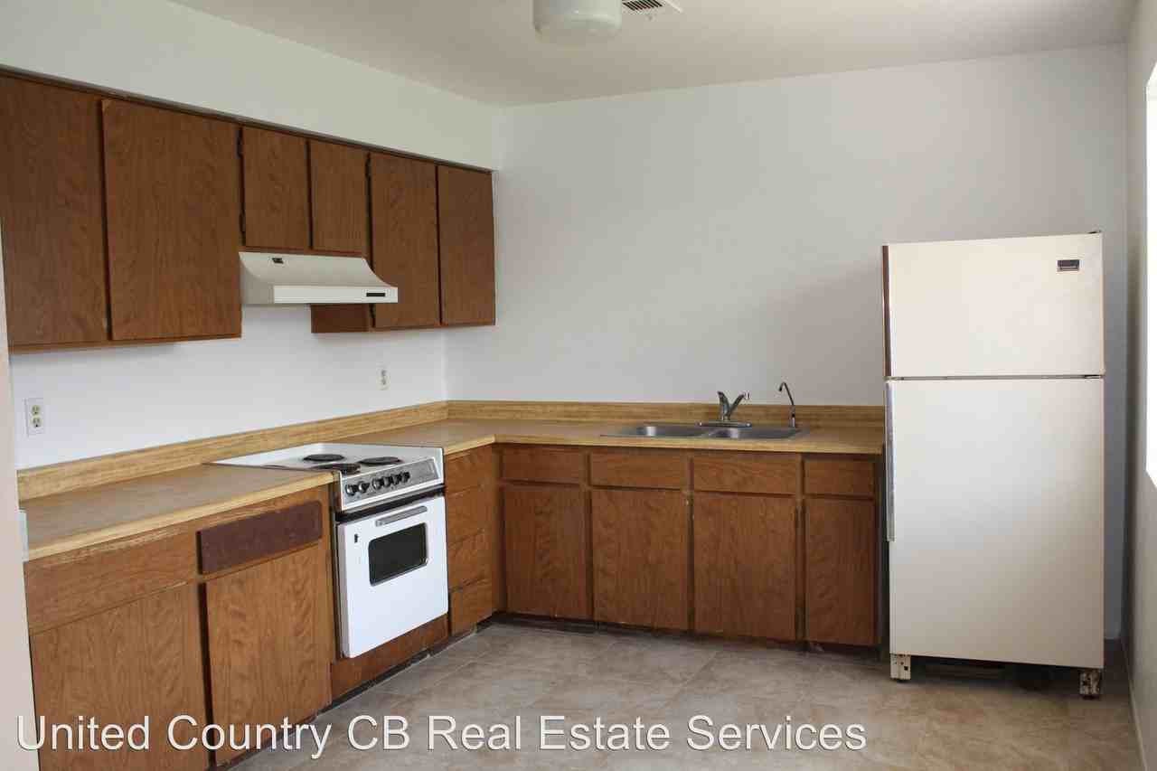 808 Mohave Ave. - Photo 3 of 8