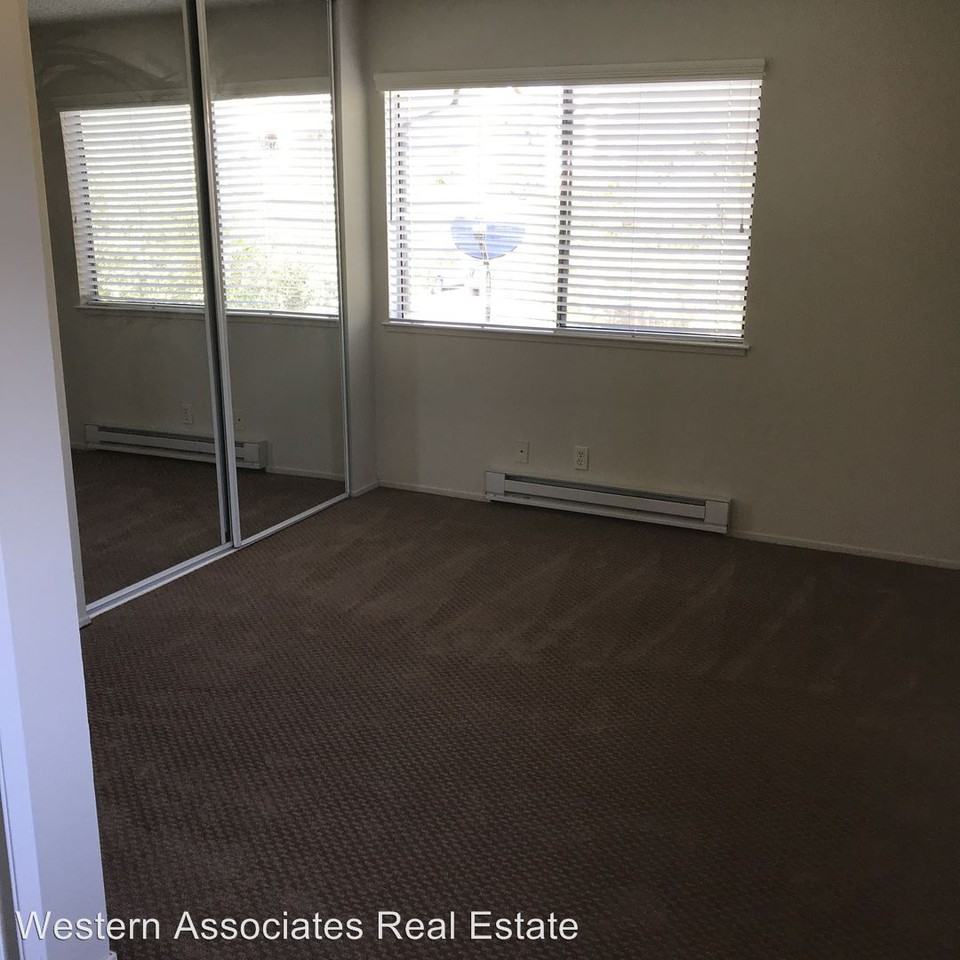 2939 Park Avenue units 1-8 - Photo 3 of 5