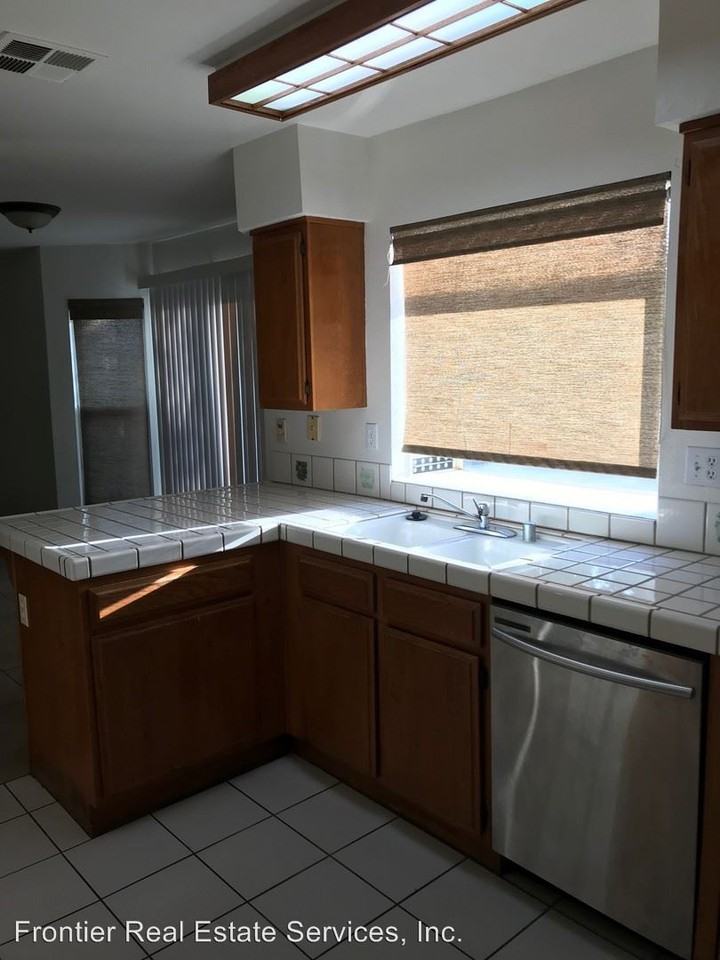 3711 Killarney Court - Photo 3 of 6