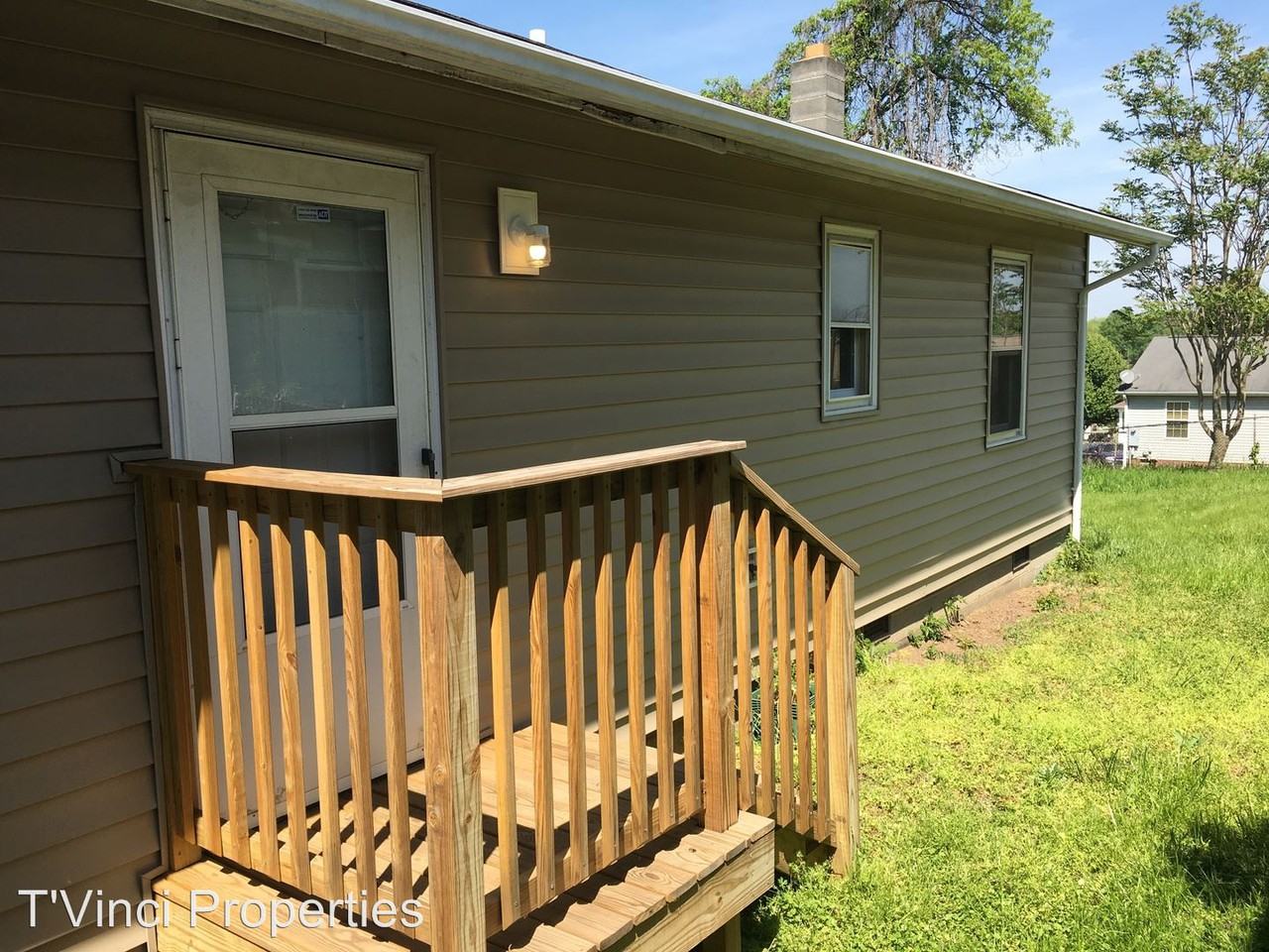 1327 Thurmond St. - Photo 2 of 8