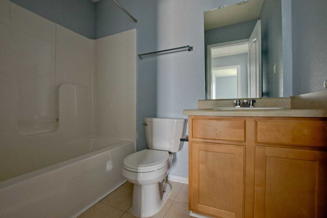 111 Kenneth Blvd. - Photo 3 of 14