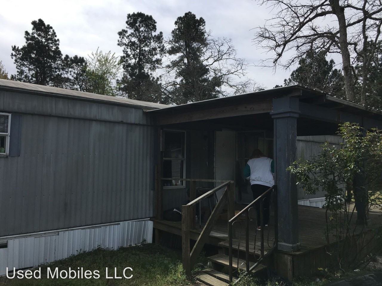 124 Chantilly Rd - Photo 2 of 3