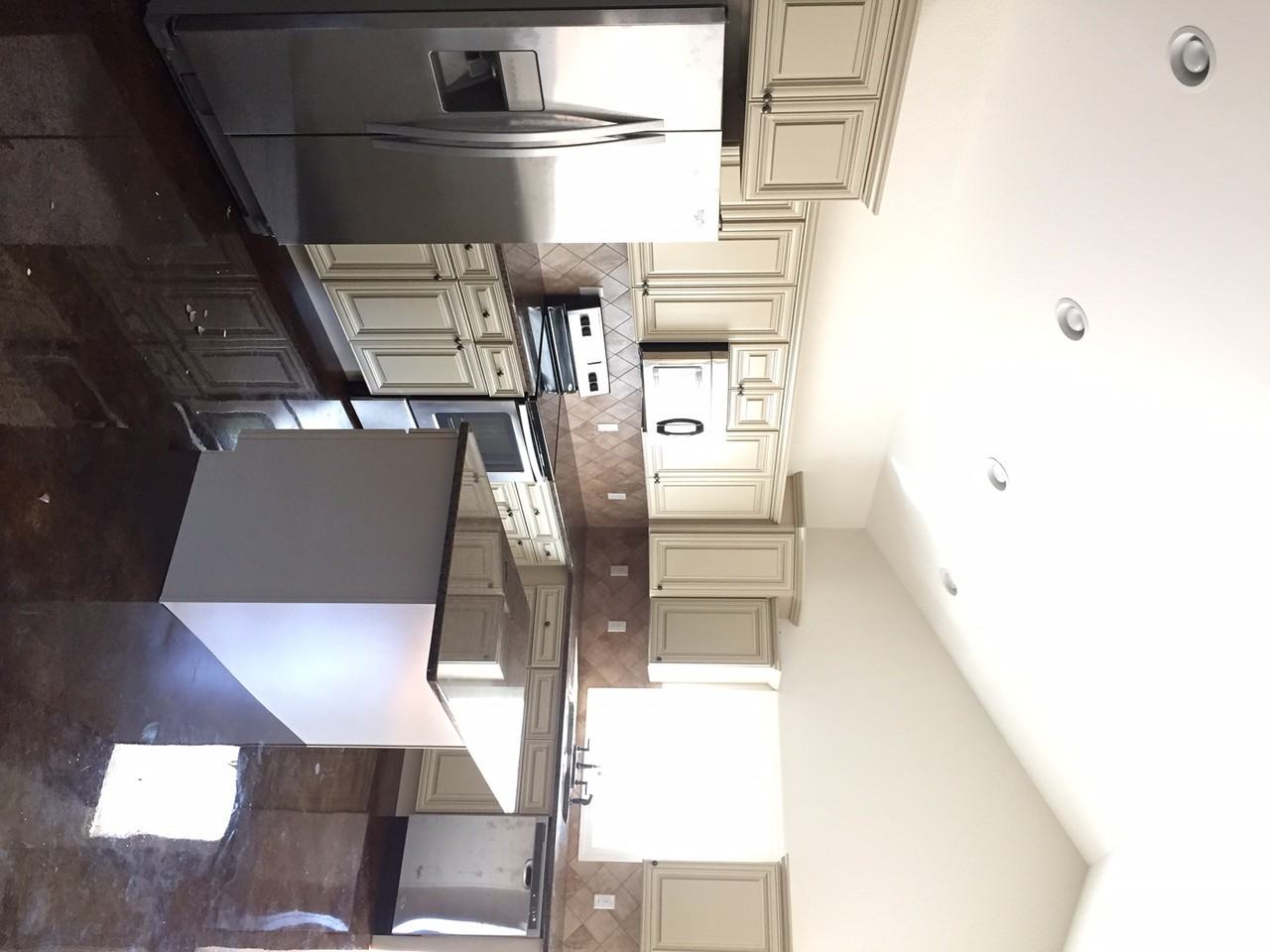 100 Weston Dr - Photo 2 of 8