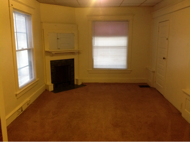 1411 E St - Photo 3 of 12