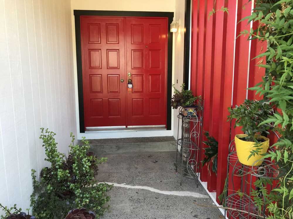 1713 Mariposa Drive - Photo 3 of 29
