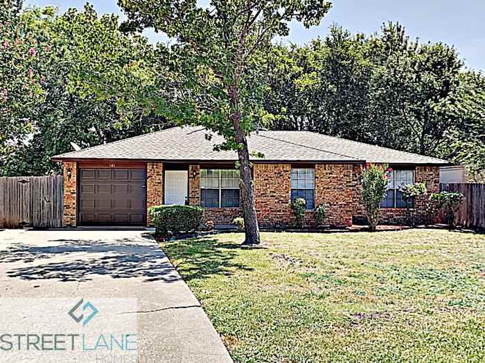 141 Milas Court, Glenn Heights, TX 75154 3 Bedroom Apartment for Rent