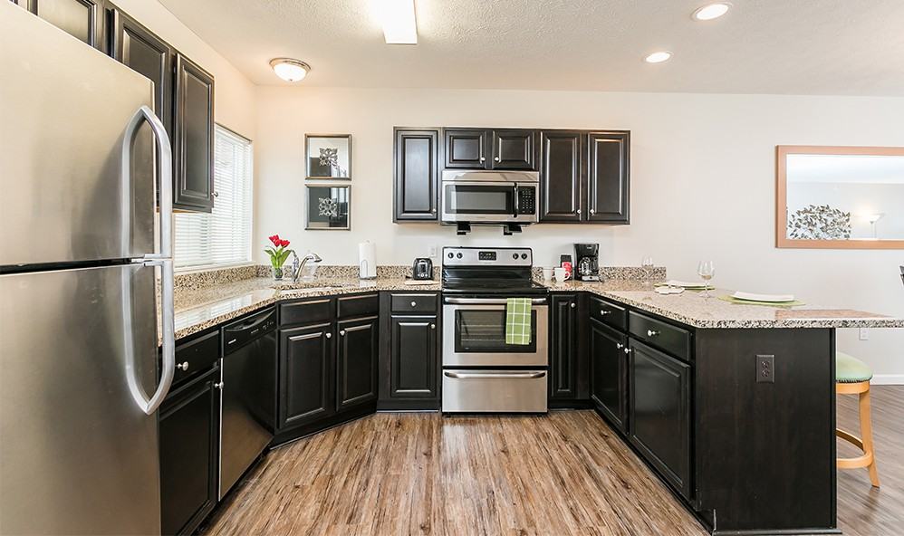 7420 Shallow Creek Trl - Photo 3 of 31