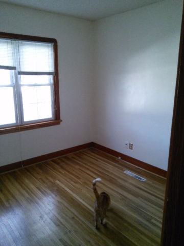 11853 95A Street Northwest - Photo 2 of 7