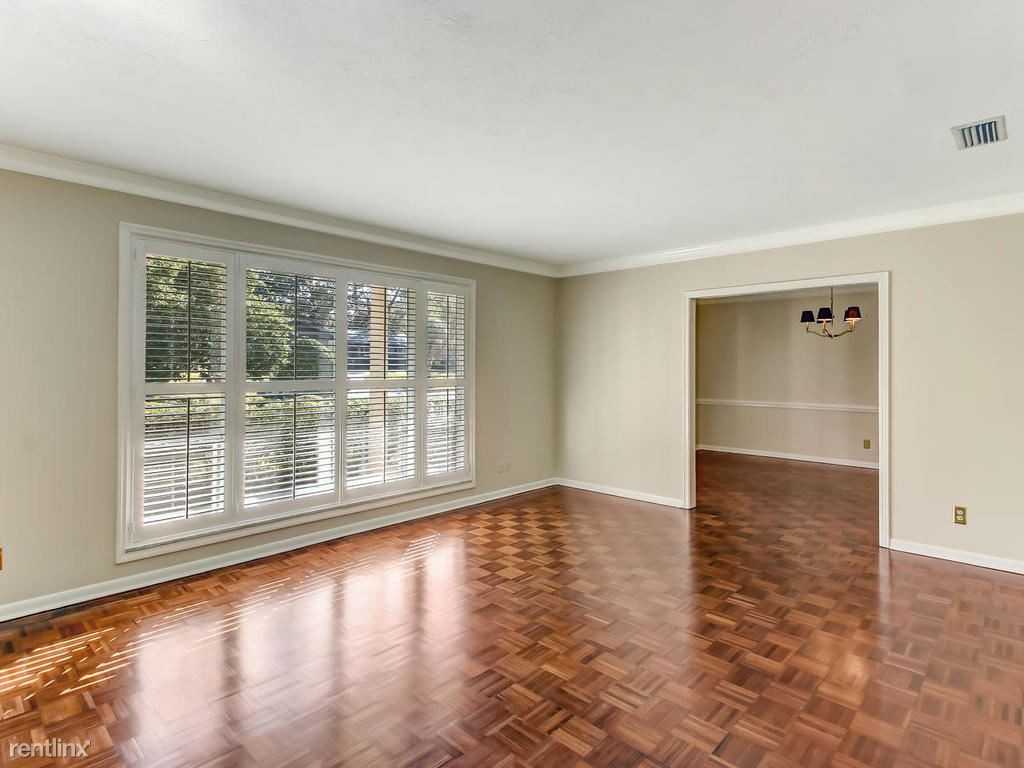 2317 Segovia Ave - Photo 3 of 50