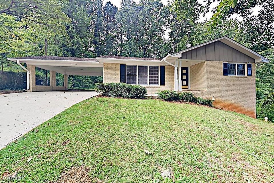 2878 Blossom Lane - Photo 2 of 17