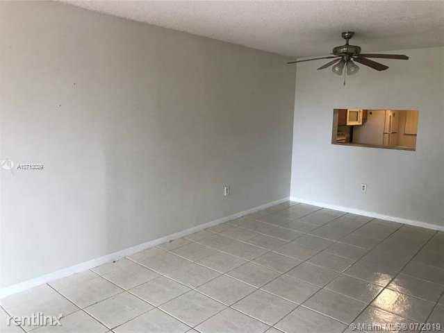 10865 Sw 112th Ave 106 - Photo 3 of 10