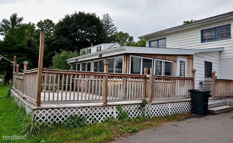 621 W Broad St - Photo 3 of 23