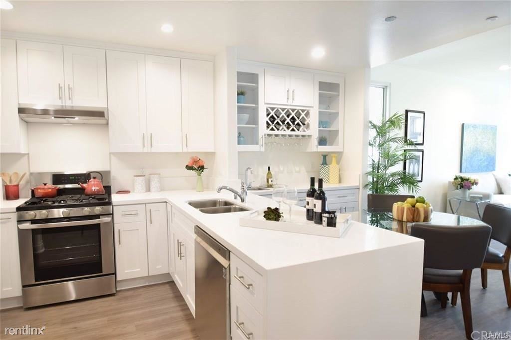 56 E Duarte Rd #406