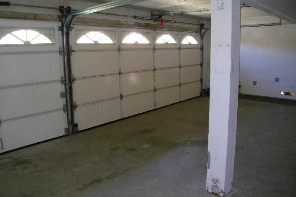 2518 Redrock Dr - Photo 2 of 11