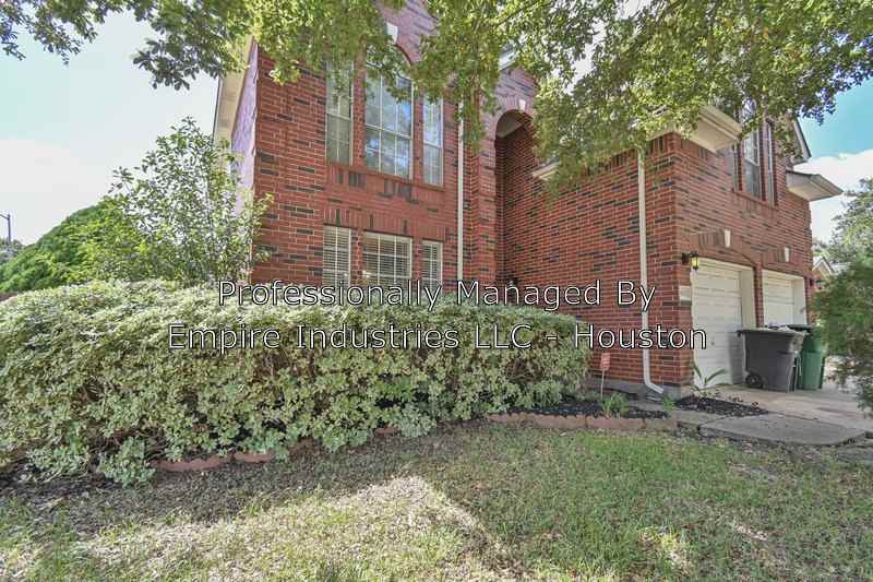 5003 E Fallen Bough Dr - Photo 2 of 17