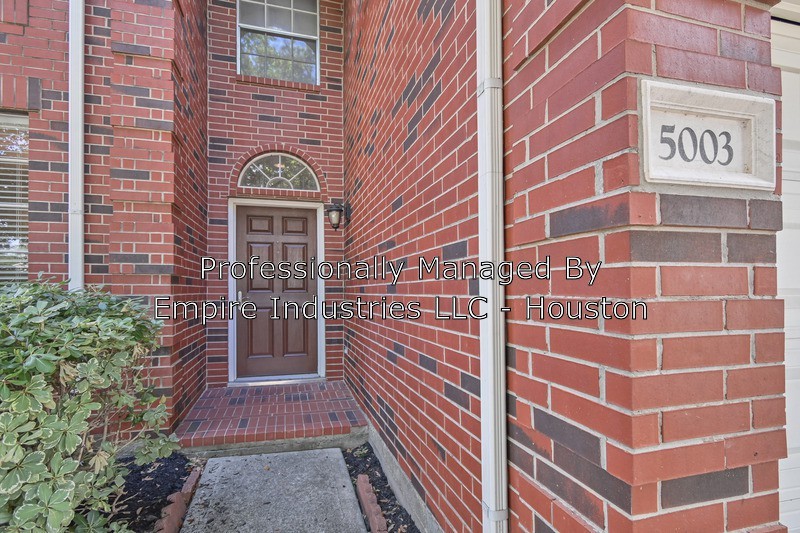 5003 E Fallen Bough Dr - Photo 3 of 17