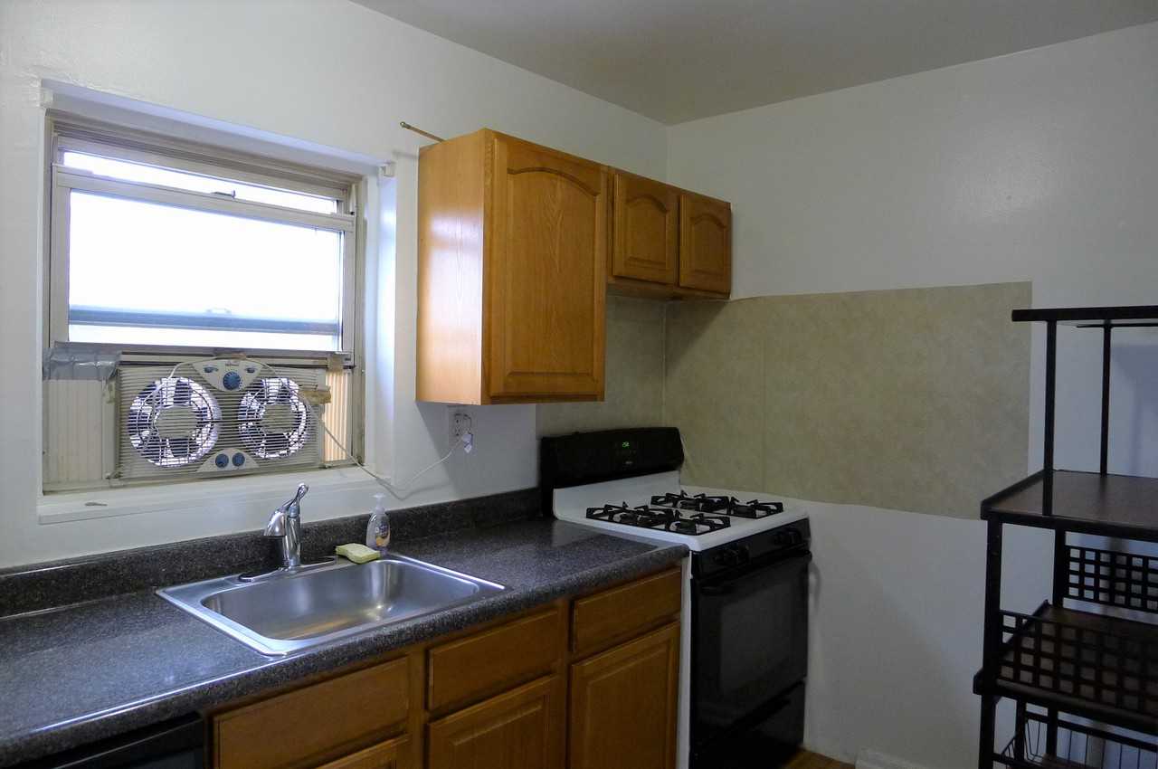 330 S Broadway - Photo 3 of 21