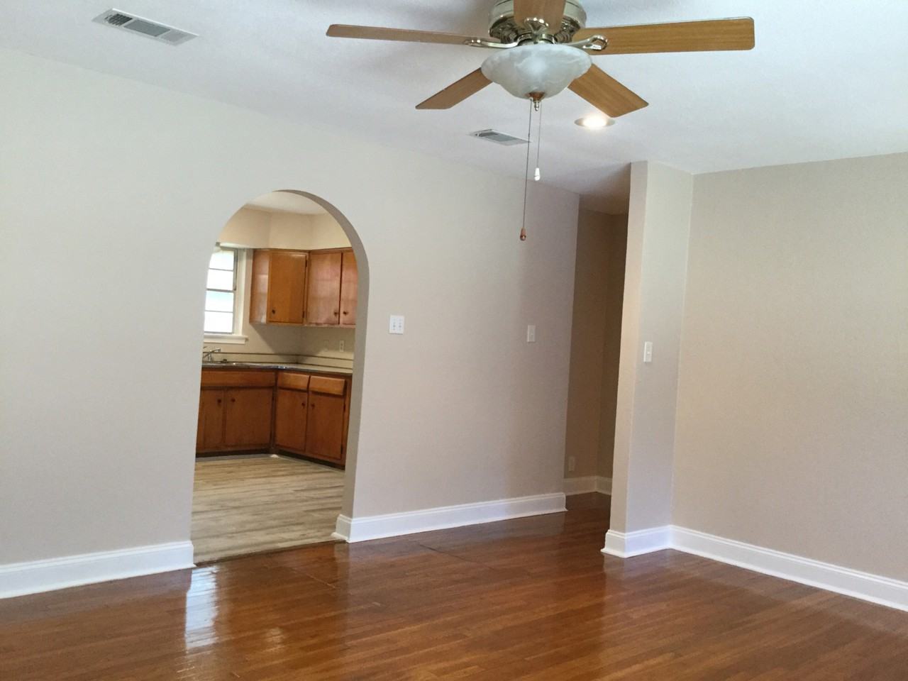 124 Dupont Circle - Photo 2 of 13