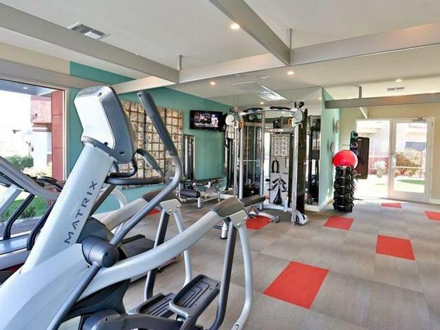 3501 S Mcclintock Dr - Photo 3 of 34