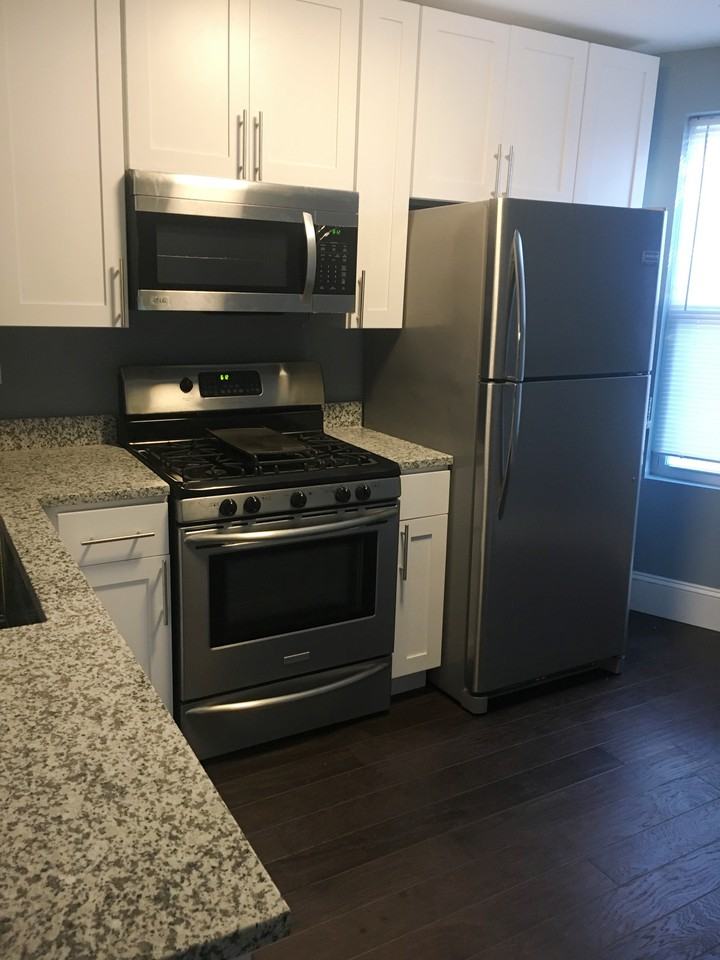 3317 North Keystone Avenue #2 - Photo 3 of 11