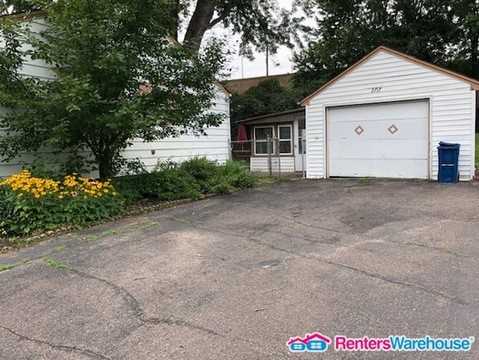 2717 Centerville Rd - Photo 2 of 15