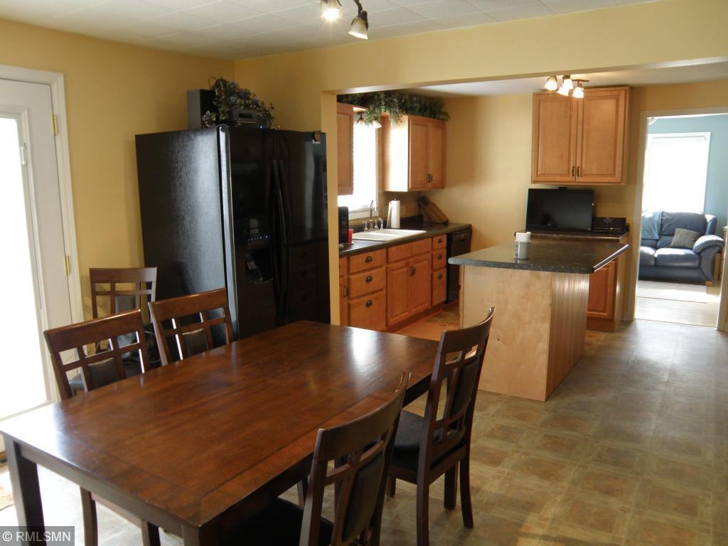 2218 Bush St - Photo 2 of 8