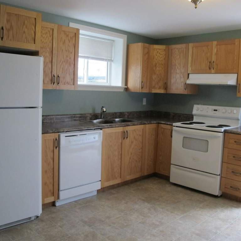 71A Great Eastern Avenue - Photo 2 of 8