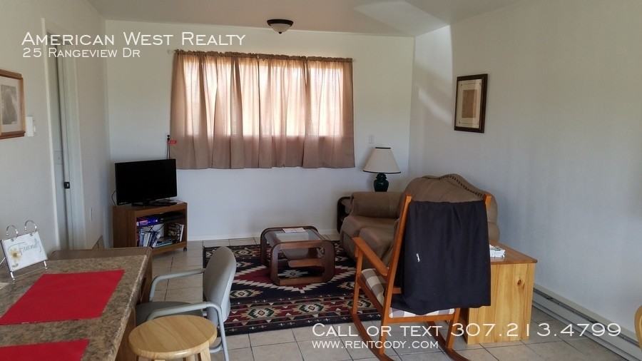 25 Rangeview Dr - Photo 3 of 9