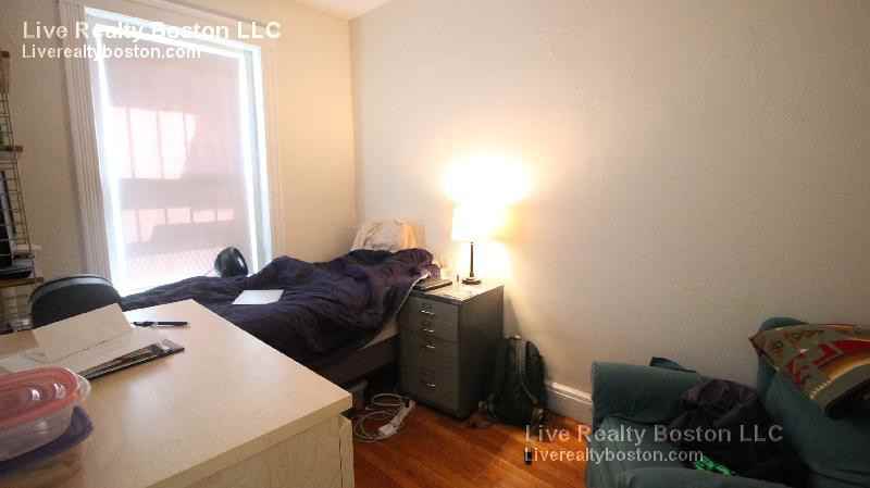 23 Vinal Street - Photo 2 of 2