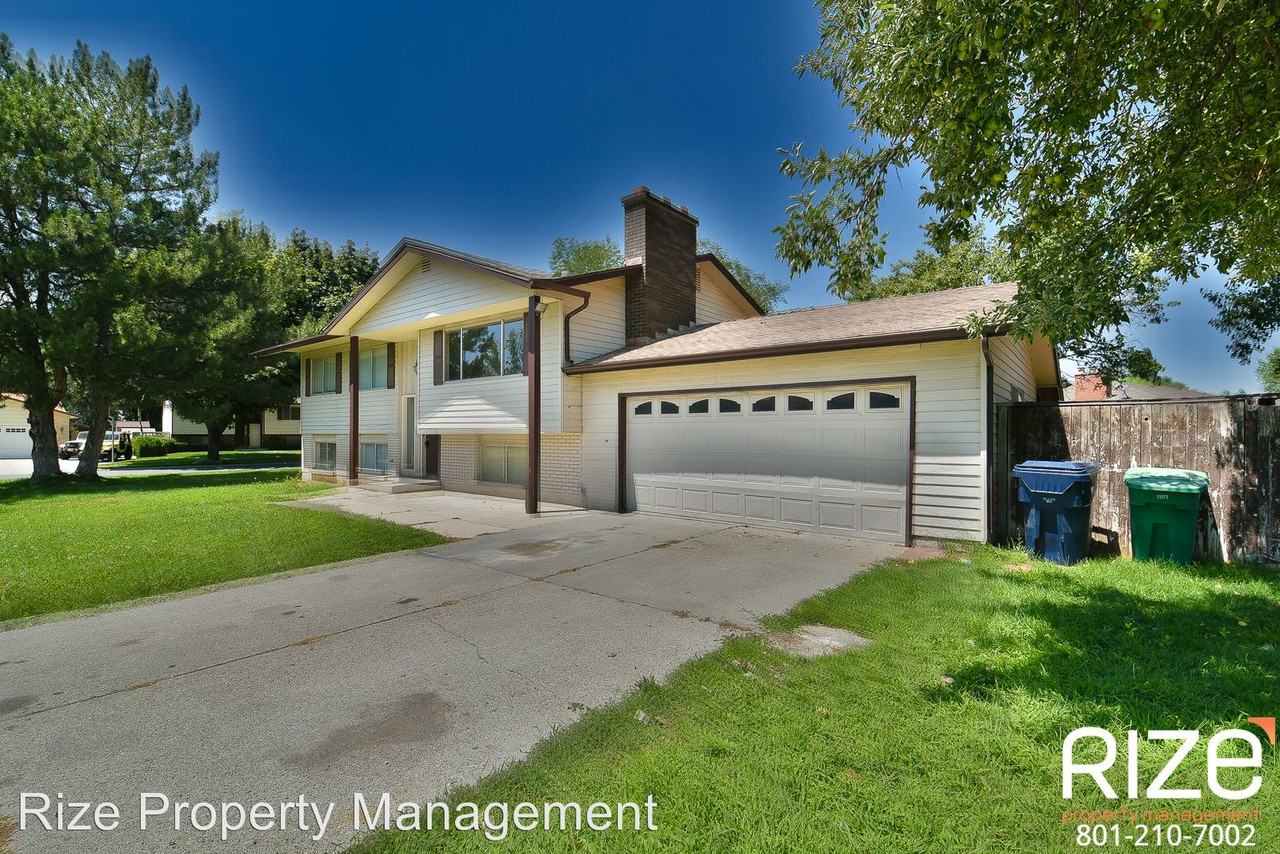 815 E Dusty Rock Pl - Photo 2 of 29