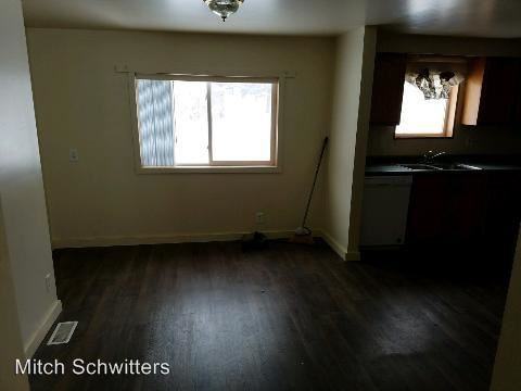 502 4th Ave South - Photo 3 of 16