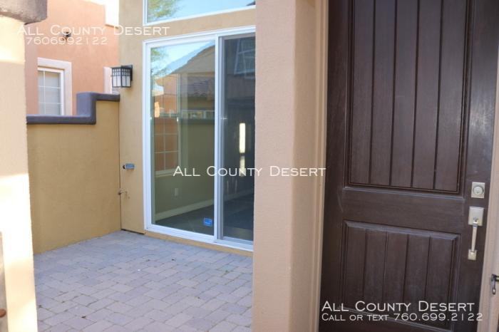 52275 Desert Spoon Court - Photo 2 of 24